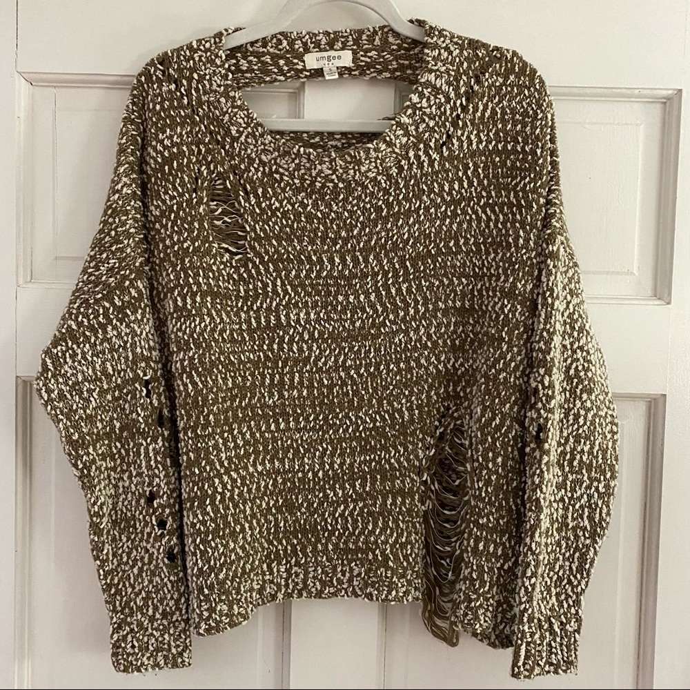 UMGEE sweater!